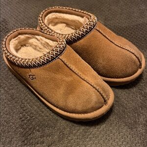 UGG Kids Chestnut Brown Shearling-Lined Slippers